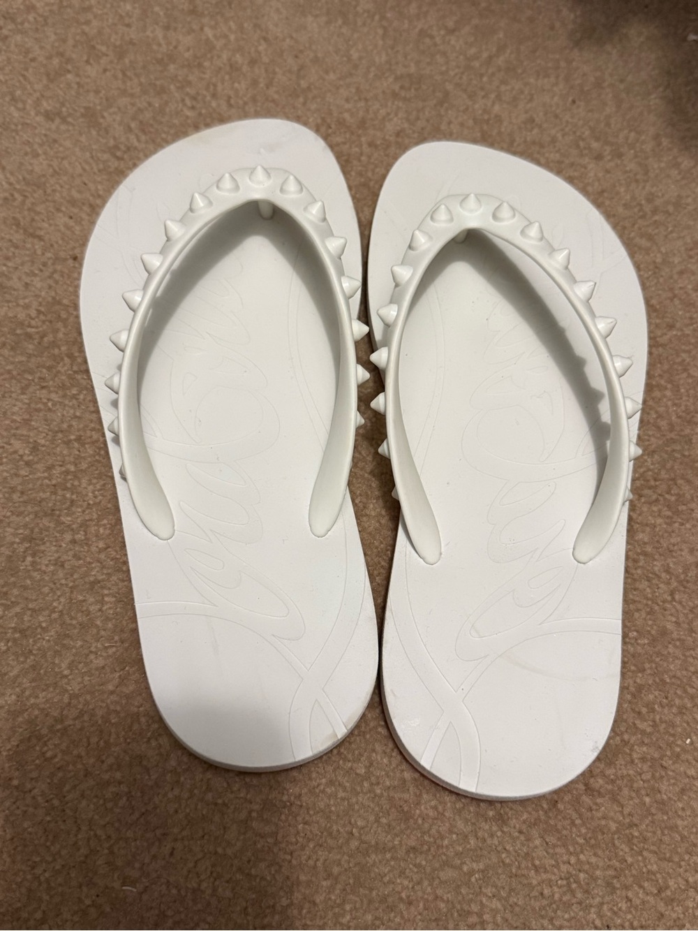 Christian Louboutin's 'Loubi Flip' flip flops - box & dust bag included! - Picture 3 of 4
